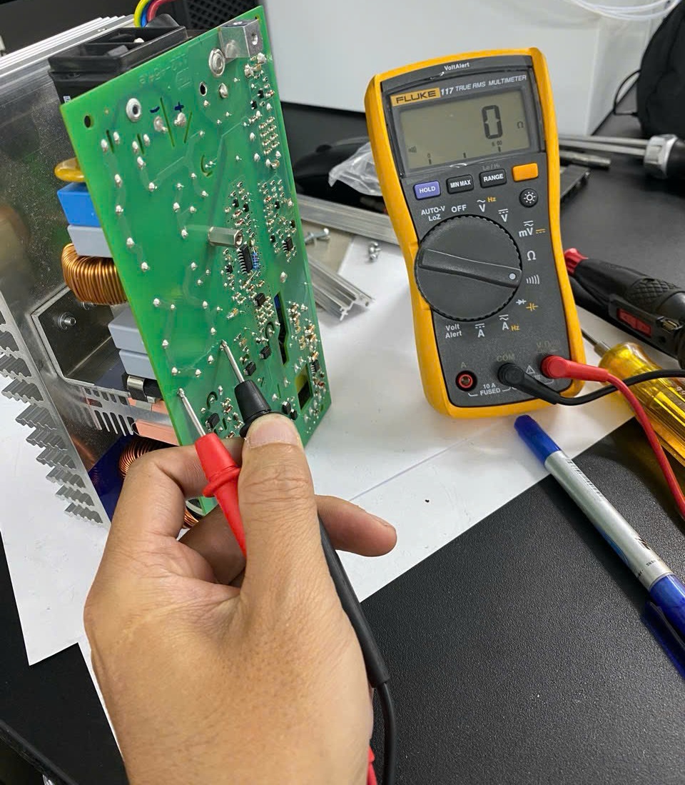 Sửa chữa Turbo controller Pfeiffer D-35614 Asslar TPS 400 - Hình ảnh 2