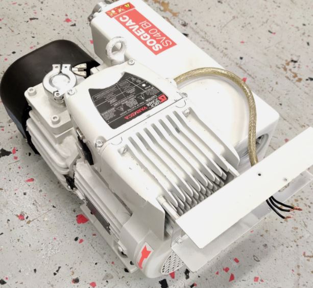 Sửa chữa hộp biến tần Leybold Sogevac SV40BI